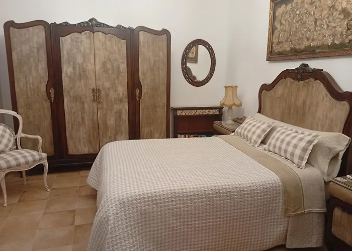 Casa Rural En San Carlos Del Valle- Dona Gumersinda
